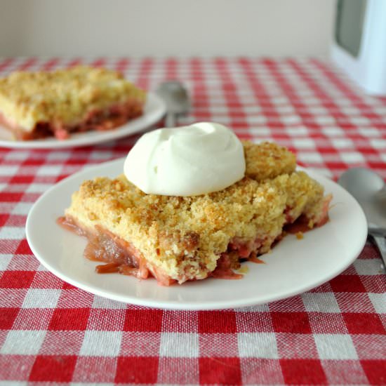 Rhubarb Crumble