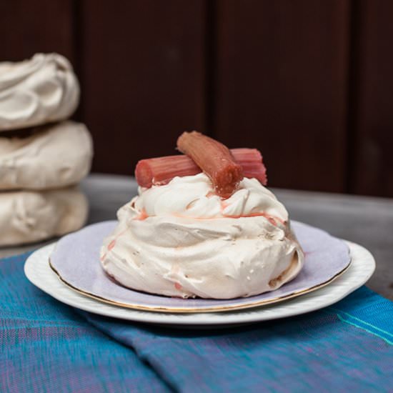 Individual Rhubarb Pavlovas