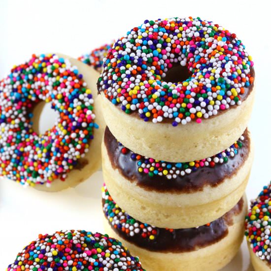 Baked Vanilla Cake Donuts