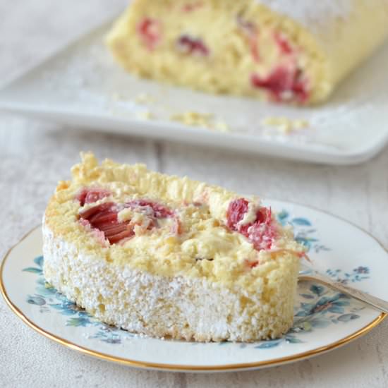 Rhubarb & Custard Roulade