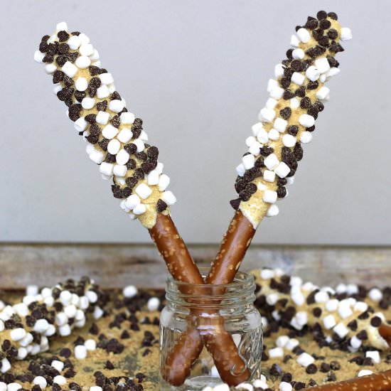 S’mores Pretzel Sticks
