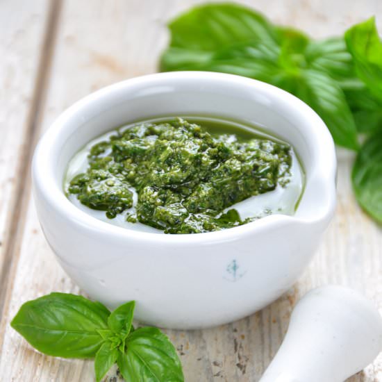 Basil light “pesto”
