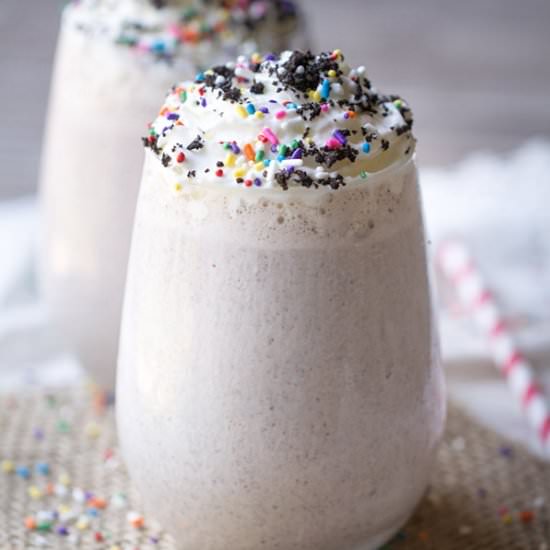 Strawberry Cookies and Cream Kefir