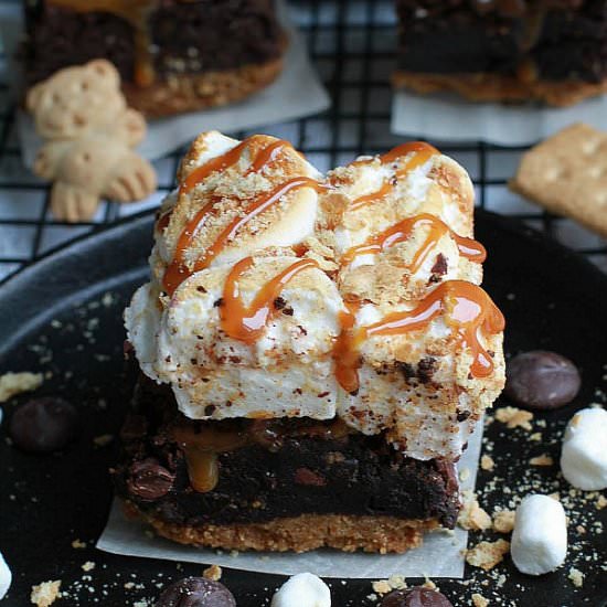 Salted Caramel S’mores Brownies