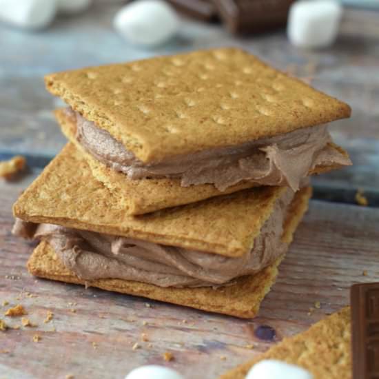 S’mores Buttercream Frosting