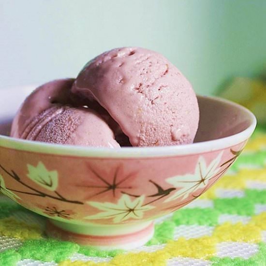 Strawberry Ice Cream