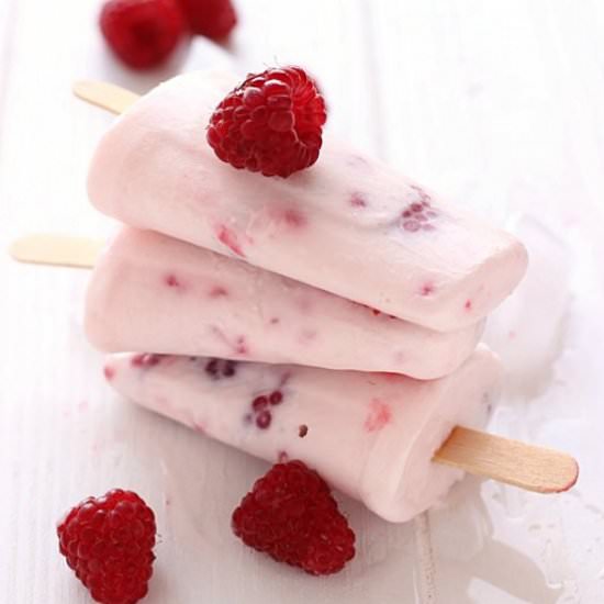 Vanilla and Rasperries Ice Pops