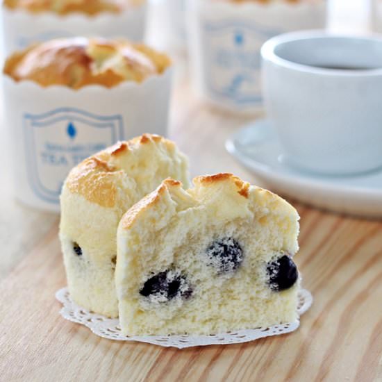 Blueberry Yoghurt Chiffon Cupcakes