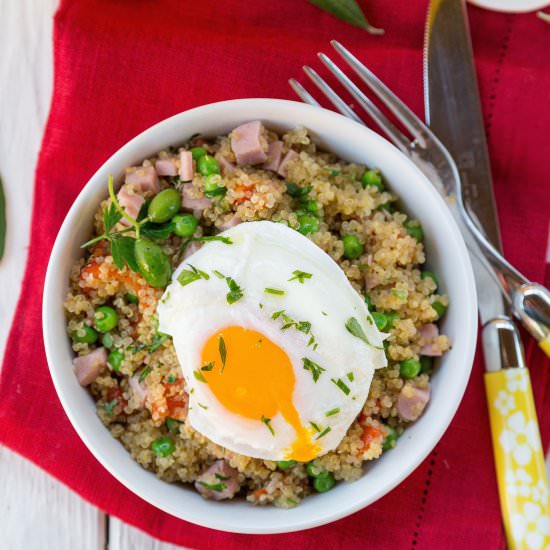 Quinoa Breakfast Bowl