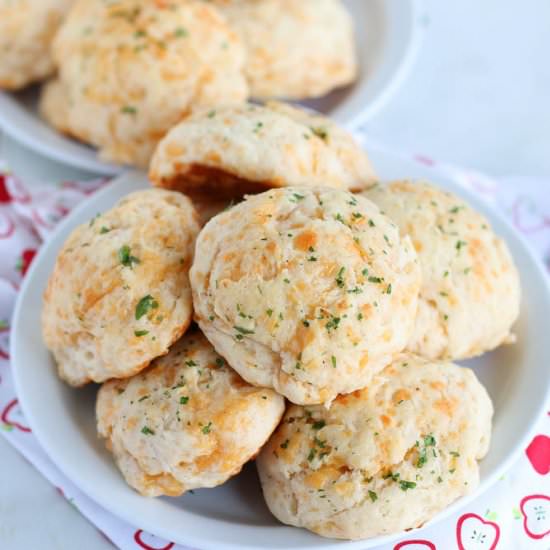 Cheddar Bay Red Lobster Biscuit