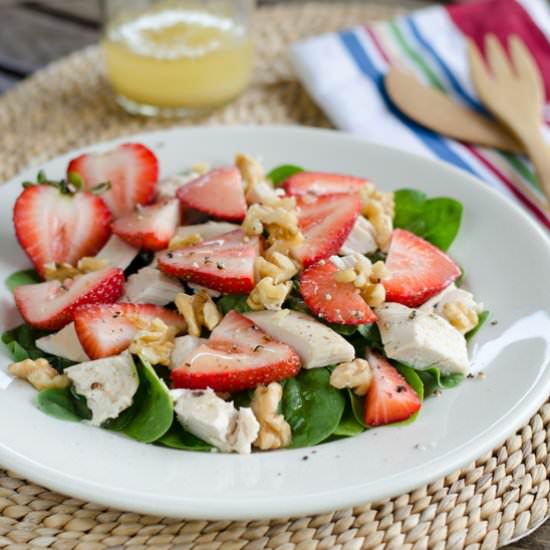 STRAWBERRY SPINACH CHICKEN SALAD