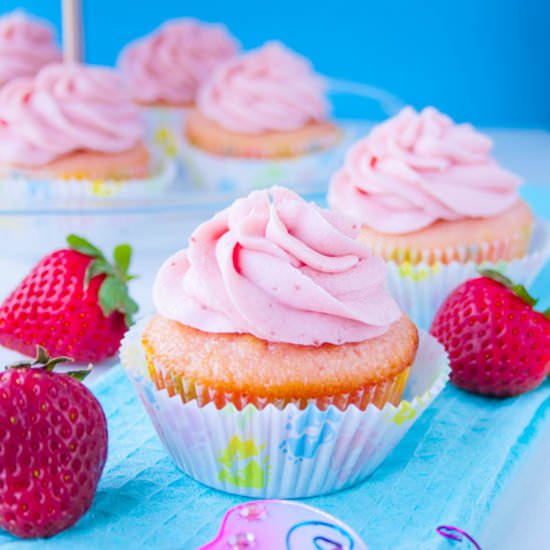 Pink Velvet Cupcakes