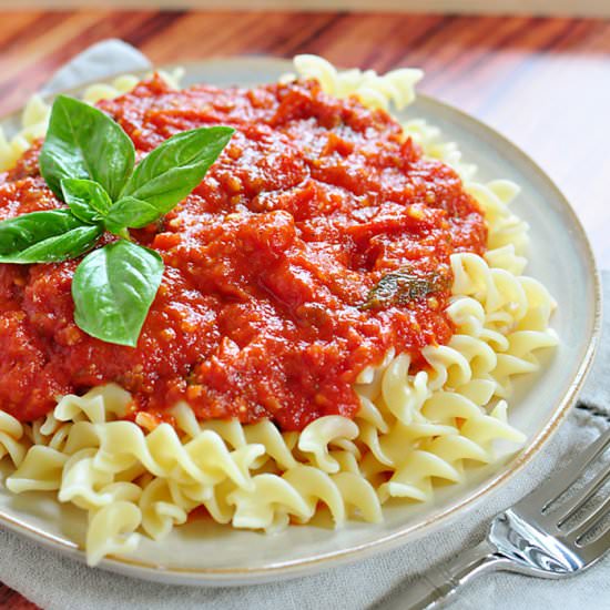 30 Minute Fresh Tomato Marinara