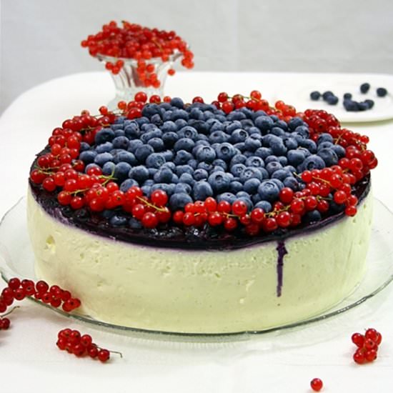 Blueberry vanilla cake