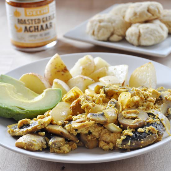 Roasted Garlic Achaar Tofu Scramble