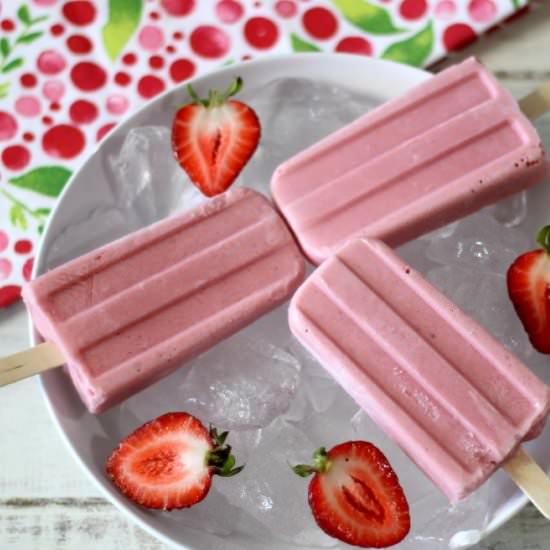 Strawberry Banana Smoothie Popsicle
