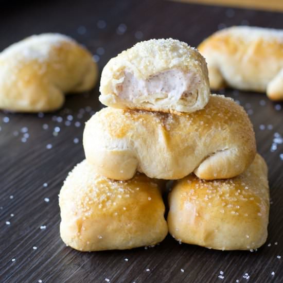Cinnamon Cream Cheese Pastry Puffs