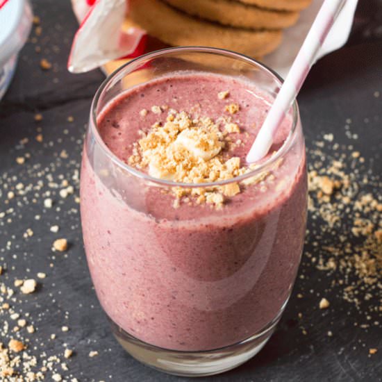 Skinny Cherry Cheesecake Smoothie
