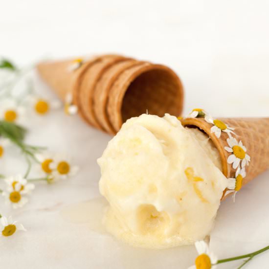 Pineapple sorbet with chamomile tea