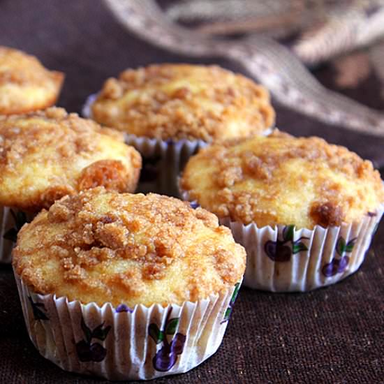 Orange Crumble Cupcake