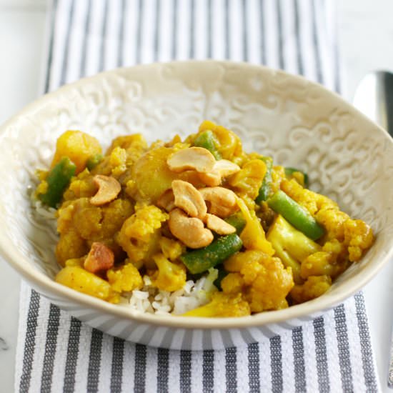 Cauliflower Potato Coconut Curry
