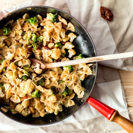 Pasta with Broccoli and Cauliflower