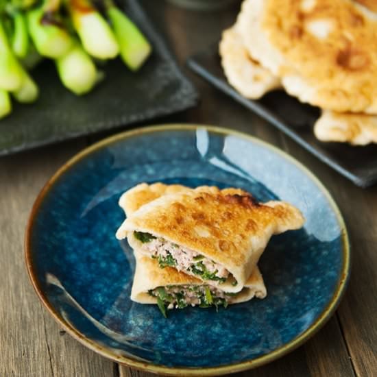 Chinese Chive Turnovers (He Zi)