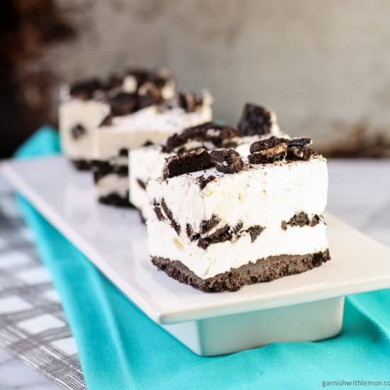No Bake Cookies & Cream Cheesecake