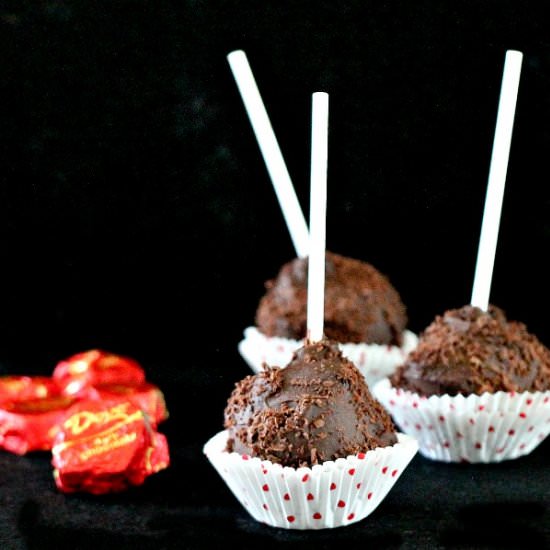 Dark Chocolate Cake Pops