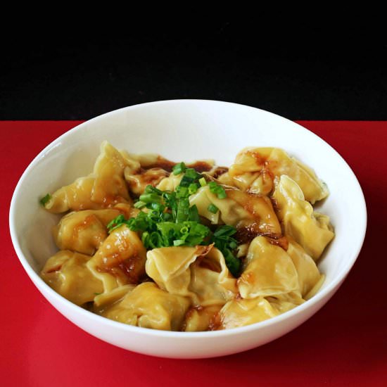 Sichuanese Wontons with Chilli Oil