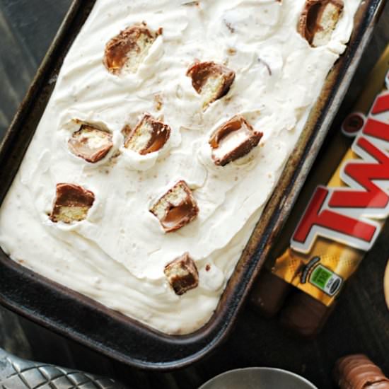 Twix Cheesecake Ice Cream