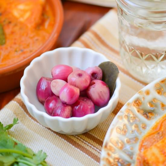Butter Masala w/ Pickled Onions