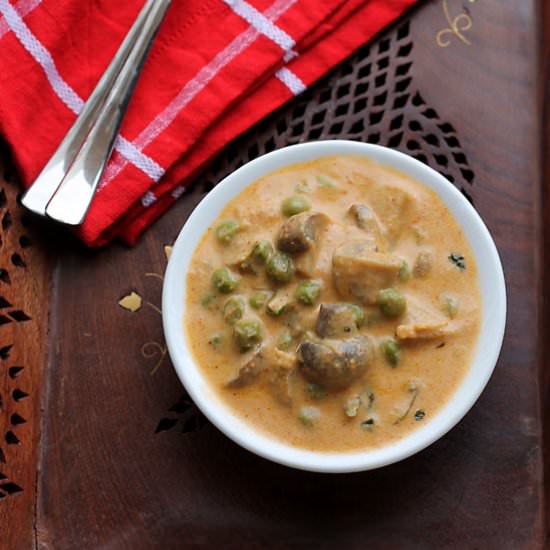 Mushroom Matar Makhani