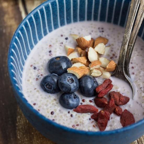 Strawberry Quinoa Breakfast Bowl