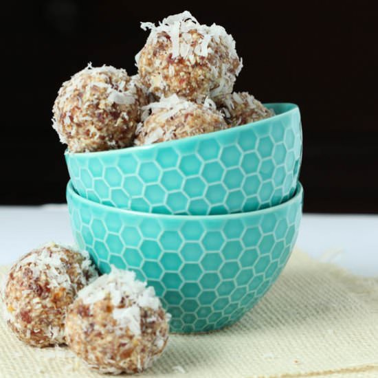 Coconut Cream Pie Bites