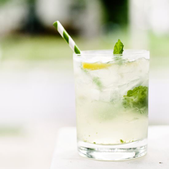 Fresh Mint Lemonade