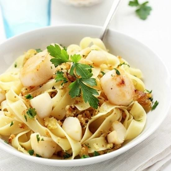Tagliatelle con Saint Jacques