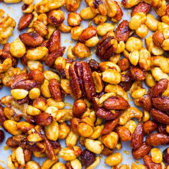 Sriracha & Maple Roasted Nuts