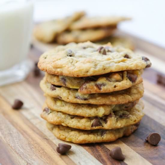 Banana Chocolate Chip Cookies