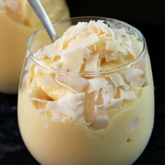 Mango coconut dole whip
