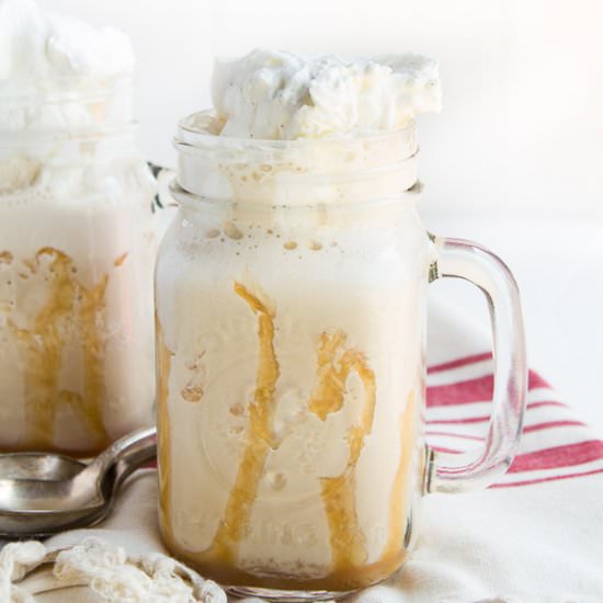 Vanilla iced coffee frappe