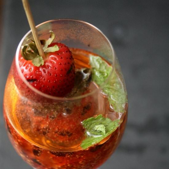 Grilled Strawberry-Mint Bellinis