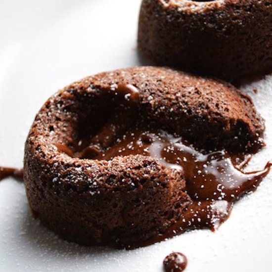 Mini Chocolate Molten Cakes