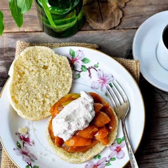 Apricots & Shortcakes
