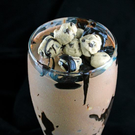 Double Fudge Cookie Dough Shake