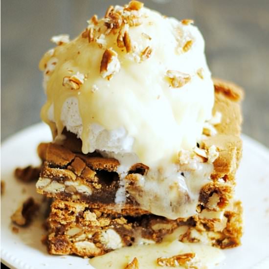 Maple Blondie & Butter Cream Sauce