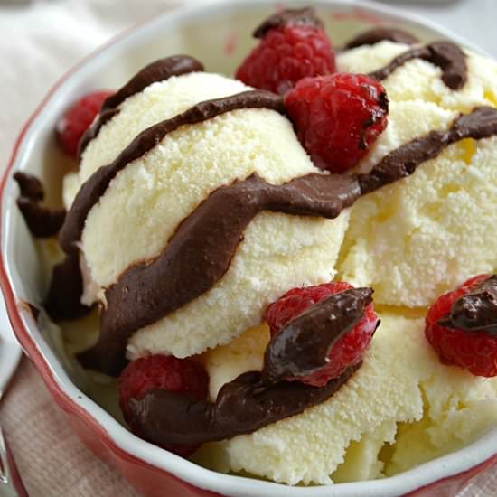 Classic Vanilla Ice Cream