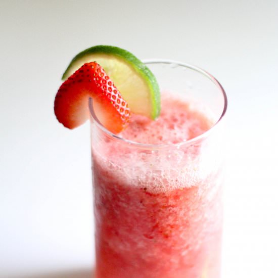 Strawberry Gin Fizz