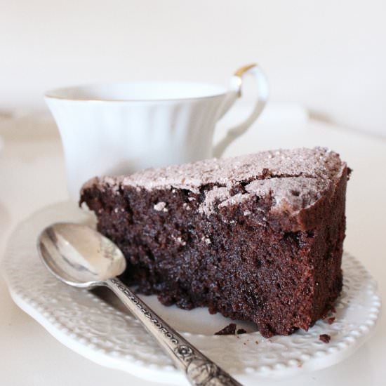 Flourless chocolate earl grey cake