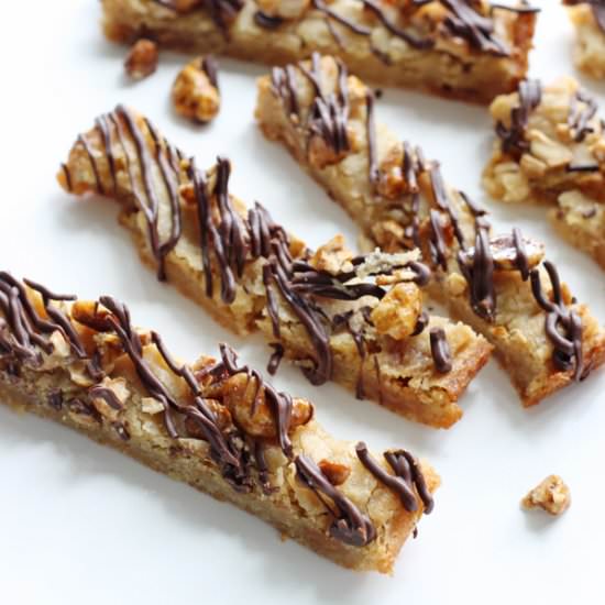 Cashew Crunch Blondie Sticks